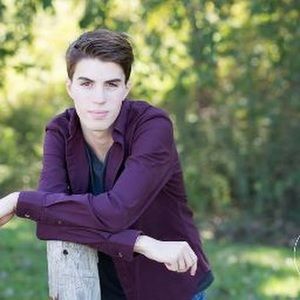 Meet your Posher, Colton